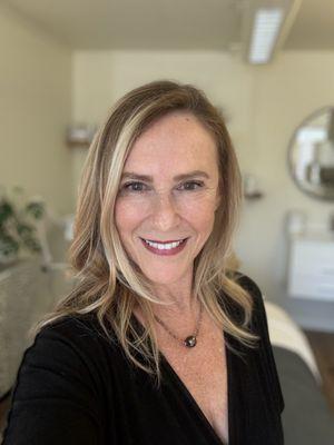 Christel Cromeyer, esthetician for over 25 years in the beauty industry.