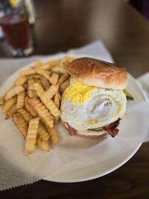 Bacon cheeseburger with a fried egg.