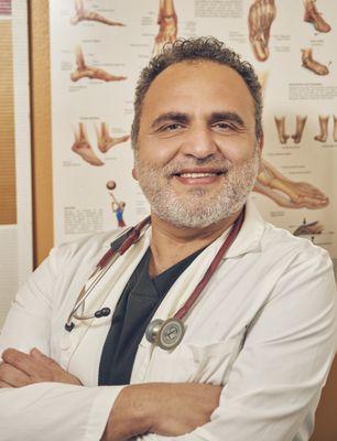 Dr Kourosh Harounian