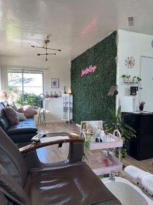 Jassie's Nail Lounge