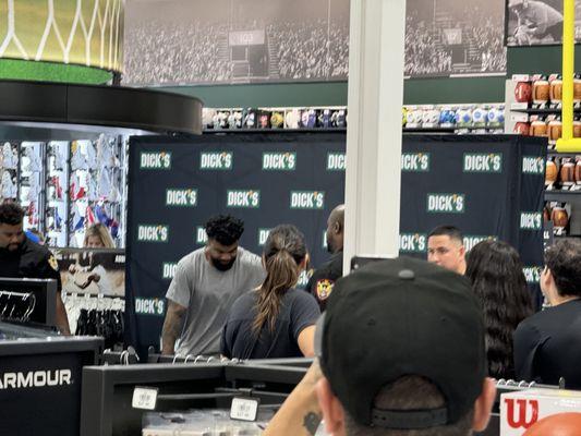 Dick's Sporting Goods