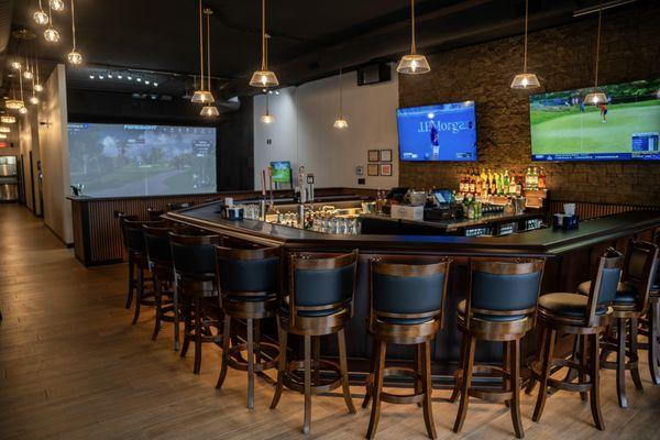 Sandbaggers Golf Bar