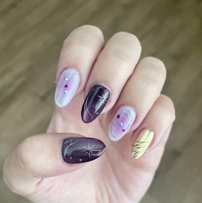 Yi Nails & Spa