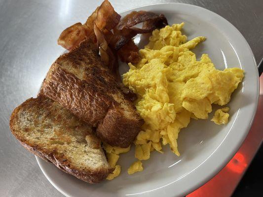 Eggs, bacon and toast