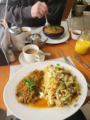 Tigrillo and cazuela de pescado