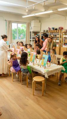 Birthday magic in progress! Our little artists creating masterpieces at KE Art's signature party - where creativity meets celebration!