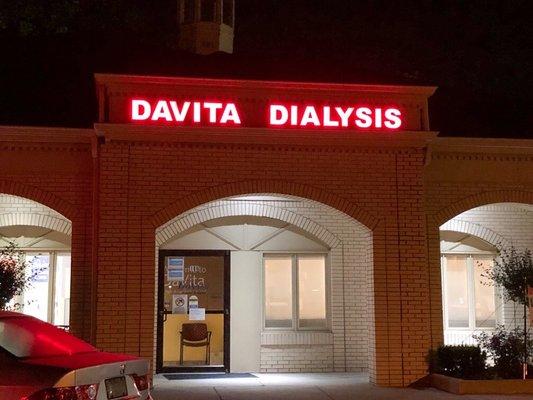 Front entrance for early morning (5:30am) dialysis