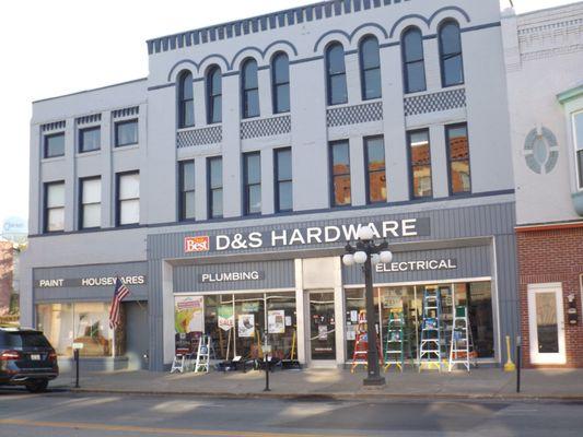 D & S Hardware