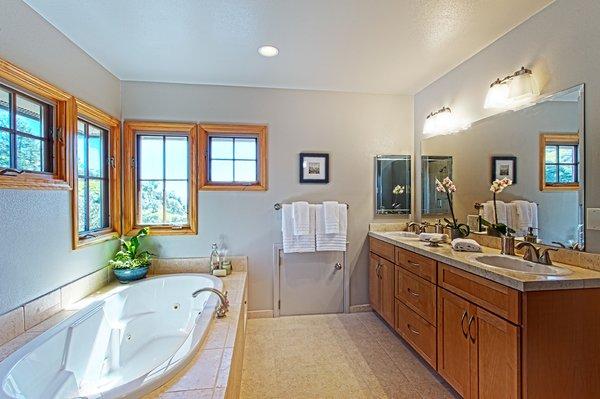 Paul Coutts - Coldwell Banker Residential Brokerage