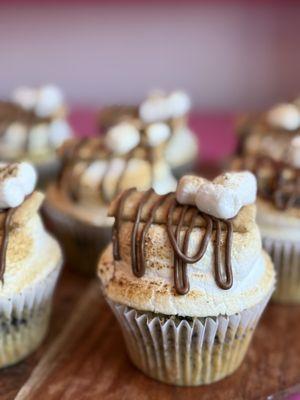 S'mores cupcake