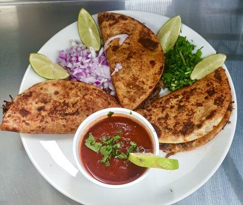 La Mexicana Supermarket & Food Truck