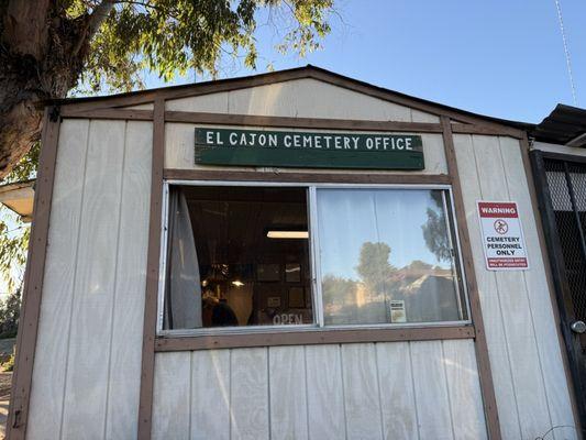 El Cajon Cemetery
