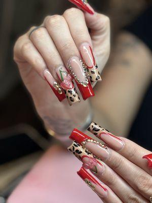 Nails By Julia Instagram: 209nailaddiction