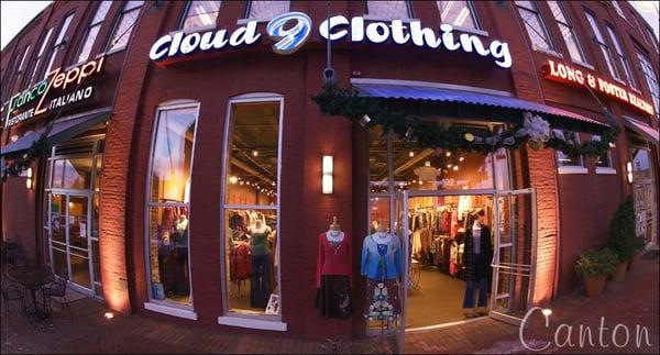 Cloud 9 Clothing, Canton - image copyright 2011 georgepeters.com