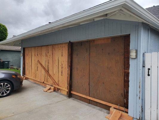 A2Z Garage Door