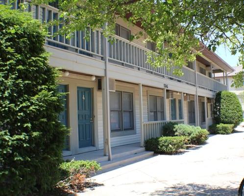 Highland Court Apartments