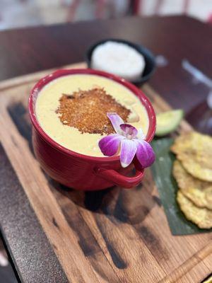 La Terraza Grill & bar