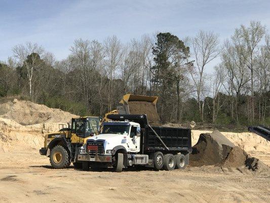 G.L. Williams & Daughter Trucking