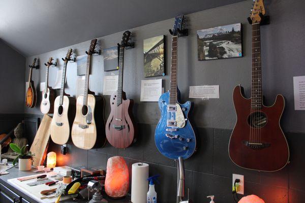 Custom and name brand guitars like Fender and Taylor