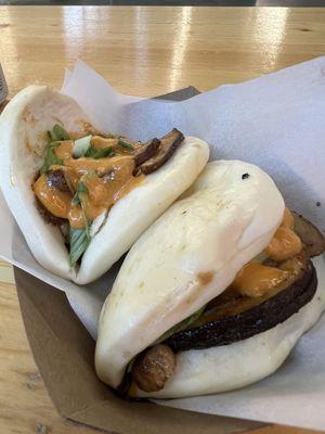 Maitake mushroom bao