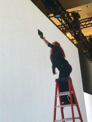 ROE LED certified. Here KathyLu fixing the broken pixel by changing the modules