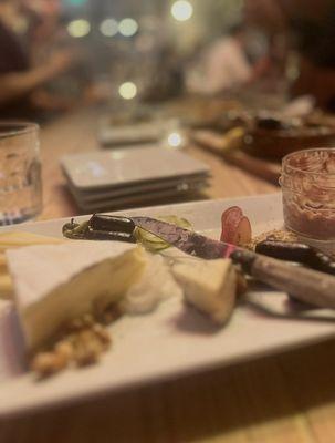 Alpin Beer & Wine Bistro