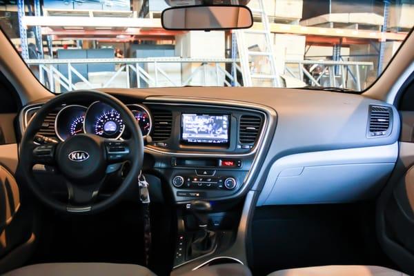 Caraudiodistributors.com