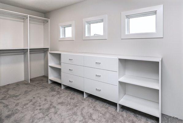 Tailored Living featuring PremiereGarage serving Omaha