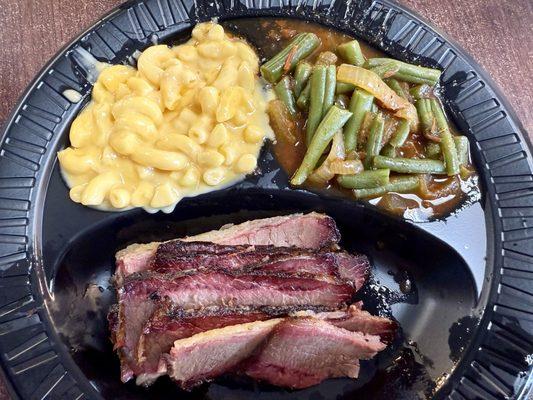 Wrangler Plate: Brisket, Mac 'n Cheese, Green Beans