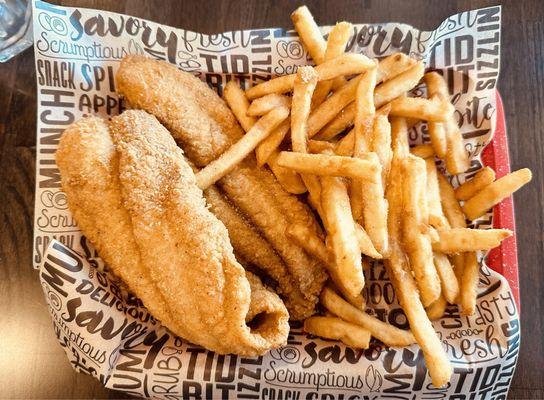 Cedars corner bar and kitchen