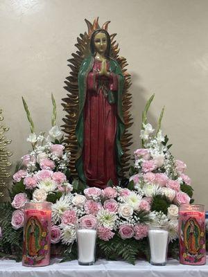 Aranda's Flowers & Gifts