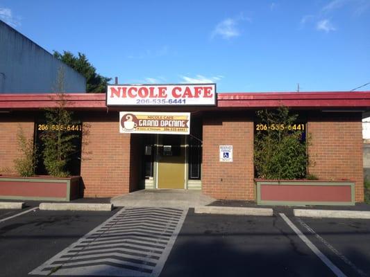 Nicole Cafe