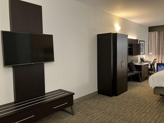 Holiday Inn Express & Suites Ashland