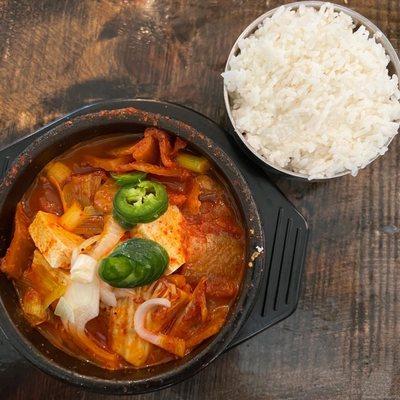 Kimchi jigae, so good!!