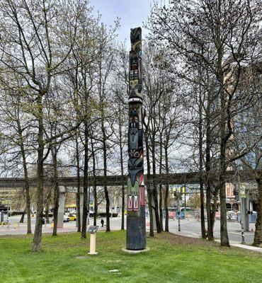 John T. Williams Memorial Totem Pole Project