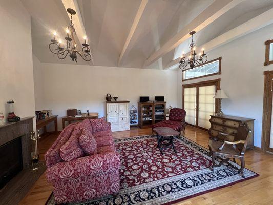 Requested electrical work from customer. We mounted 2 chandeliers for the customer here