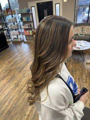 The Salon at Ridgewood Village