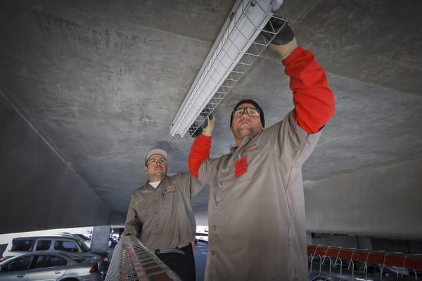 parking-lot-lighting-maintenance-mobile-al