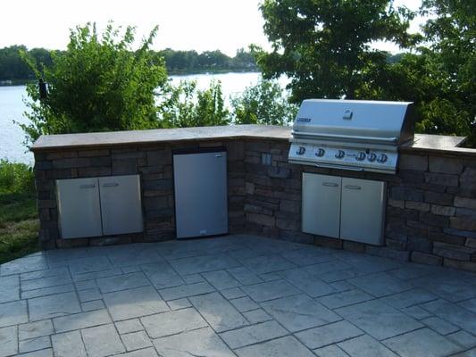 Lakehouse Outdoor Kitchen
