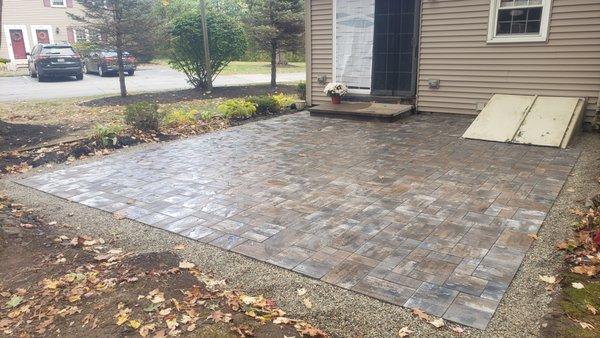 Earth & Turf Landscape Solutions