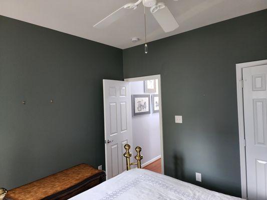 Ellington's Custom Solutions