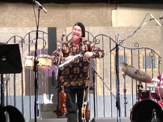 Joe Craven comes to Billinghurst every year to share music with students - this year, an evening concert with families.