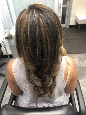 Blowout/Curls (colorist:True Color by Michelle)