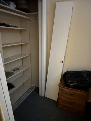 Bears Floor Coverings