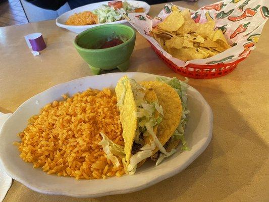 El Puerto Mexican Grill & Cantina