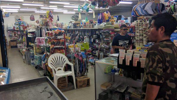 Inside of US Aqua & Mercado