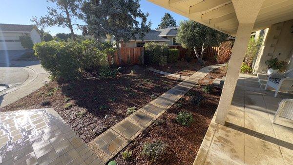 De Leon Landscaping Creations