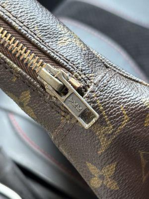 Zipper pull replacement on my Louis Vuitton Trousse 28.