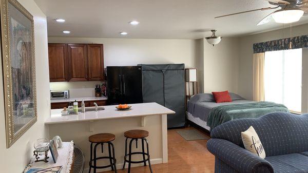 Sunset Acres Guesthouse