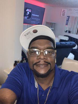 Creative looks hair studio